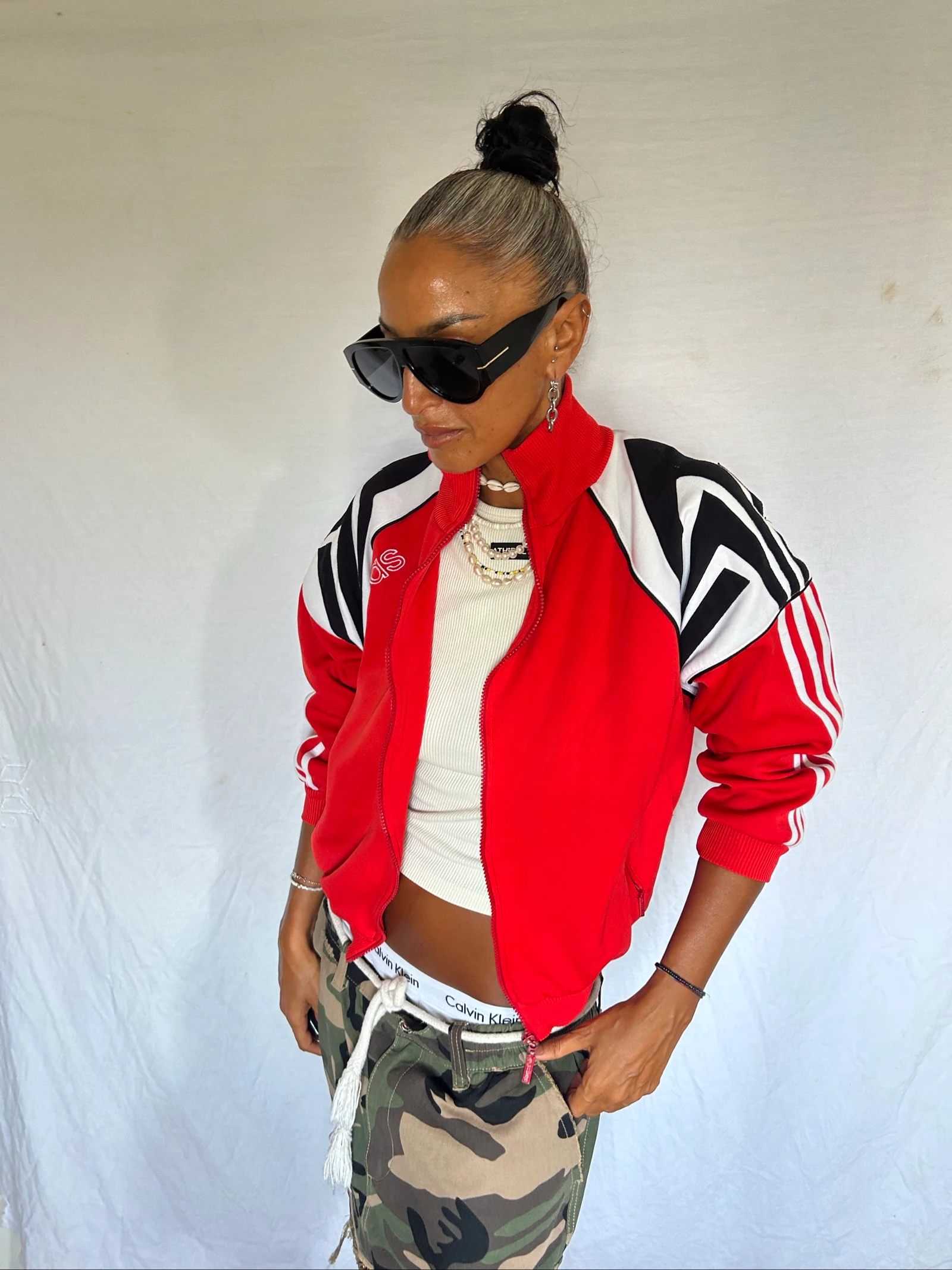 Chaqueta/chaleco - adidas / bordado - cuello alto / top - vintage - Y2K - oversize – photo 4